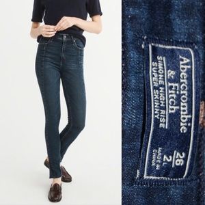 NWT TALL Abercrombie Fitch Simone High Rise Jeans